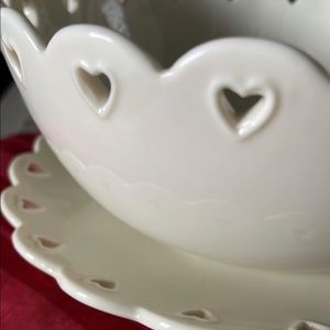 Ceramic dish bowl set.